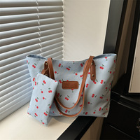 Nylon-Tragetasche mit Kirschmuster für Damen, große Schulterhandtasche mit passendem Beutel, leicht und wasserdicht
