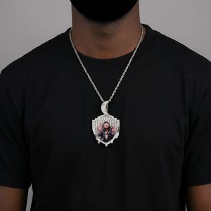 Collana Vintage con Ciondolo Personalizzato con Foto CZ Baguette, Charms Luna e Stelle, Catena a Corda Placcata Oro - Product Image 3
