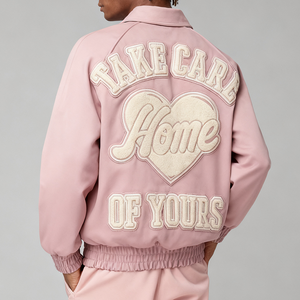 OEM مخصص الشنيل التطريز عكسها للماء الوردي ليترمان سترة بومبر الرجال جلد طبيعي سترة اسكواش - Product Image 3