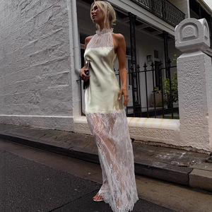 Elegante Vestido Largo de Encaje con Cuello Halter, Cintura Natural, Transparencias, para Eventos Nocturnos - Product Image 1