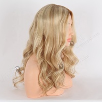 Magnifique lâche bouclée blonde avec des reflets bruns perruques de cheveux 16 pouces Double dessiné cher Petite Cap perruques de cheveux humains caucasien