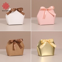 Sacs en papier créatifs Baoren Guangdong OEM pour mariage, emballage cadeau haut de gamme, pétales, ruban, sacs à bonbons, boîte à bonbons vide, impression personnalisée