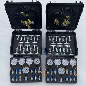 Kit de test hydraulique : 5 tuyaux de test, 5 manomètres, 13 raccords de test, 14 raccords en T - Product Image 2