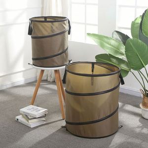 Sac de Jardin Pliable pour Déchets de Pelouse et de Jardin, Sac à Feuilles Réutilisable avec Fond Rigide et Trous de Drainage - Product Image 2