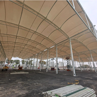 Toit pare-soleil en membrane pour terrains de sport extérieurs, auvent en tissu tendu sur mesure pour abri solaire de terrain de padel – Fournisseur direct usine