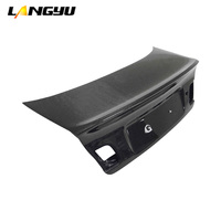 Pièces de modification automatique Langyu Couvercle de coffre Couvercle de coffre en fibre de carbone Style CSL Couvercle de coffre pour BMW Série 3 E46 Couvercle de coffre à 4 portes