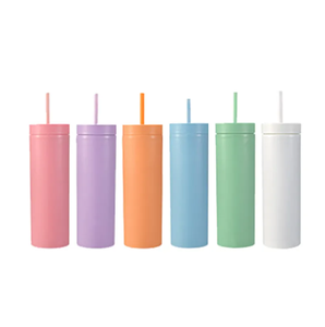 Gobelets personnalisés en plastique à double paroi de 16 oz, noirs mats, en acrylique coloré, fins, avec paille - Product Image 1