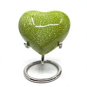 Urna Funeraria en Forma de Corazón Verde con Diseño de Hojas Doradas para Cenizas de Adultos, Urna Conmemorativa con Soporte Metálico - Product Image 5
