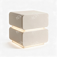 Table de chevet LED minimaliste de luxe avec revêtement en cuir PVC et emballage assemblé, table de chevet pour villa