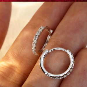 Xinfly 2023 VS Pendientes de Aro Pequeños Circulares para Hombre, Oro Real de 18K, 0.10CT 6mm, 0.18CT 8mm, 0.26CT 10mm - Product Image 4