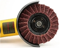 Disque à lamelles non tissé 115*22mm Disque à lamelles en nylon 4 1/2 pouces pour nettoyer et polir la surface et la rouille