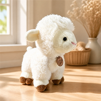 Peluche d'agneau douce en gros avec étiquette personnalisée, mouton en peluche blanc pour décoration de chambre d'enfant, production en masse