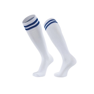 Calcetines de Fútbol Personalizados para Niños y Jóvenes, Diseño de Doble Raya por Encima de la Rodilla, Unisex, Mezcla de Algodón para Fútbol y Baloncesto - Product Image 4