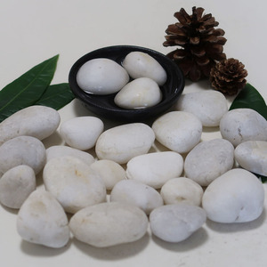 Ciottoli Naturali <span class=keywords><strong>Bianchi</strong></span> Grezzi di Alta Qualità al Miglior <span class=keywords><strong>Prezzo</strong></span>, Pietra Non Lucidata per Pavimentazione di Parchi e Strade, Pavimentazione Esterna - Product Image 2