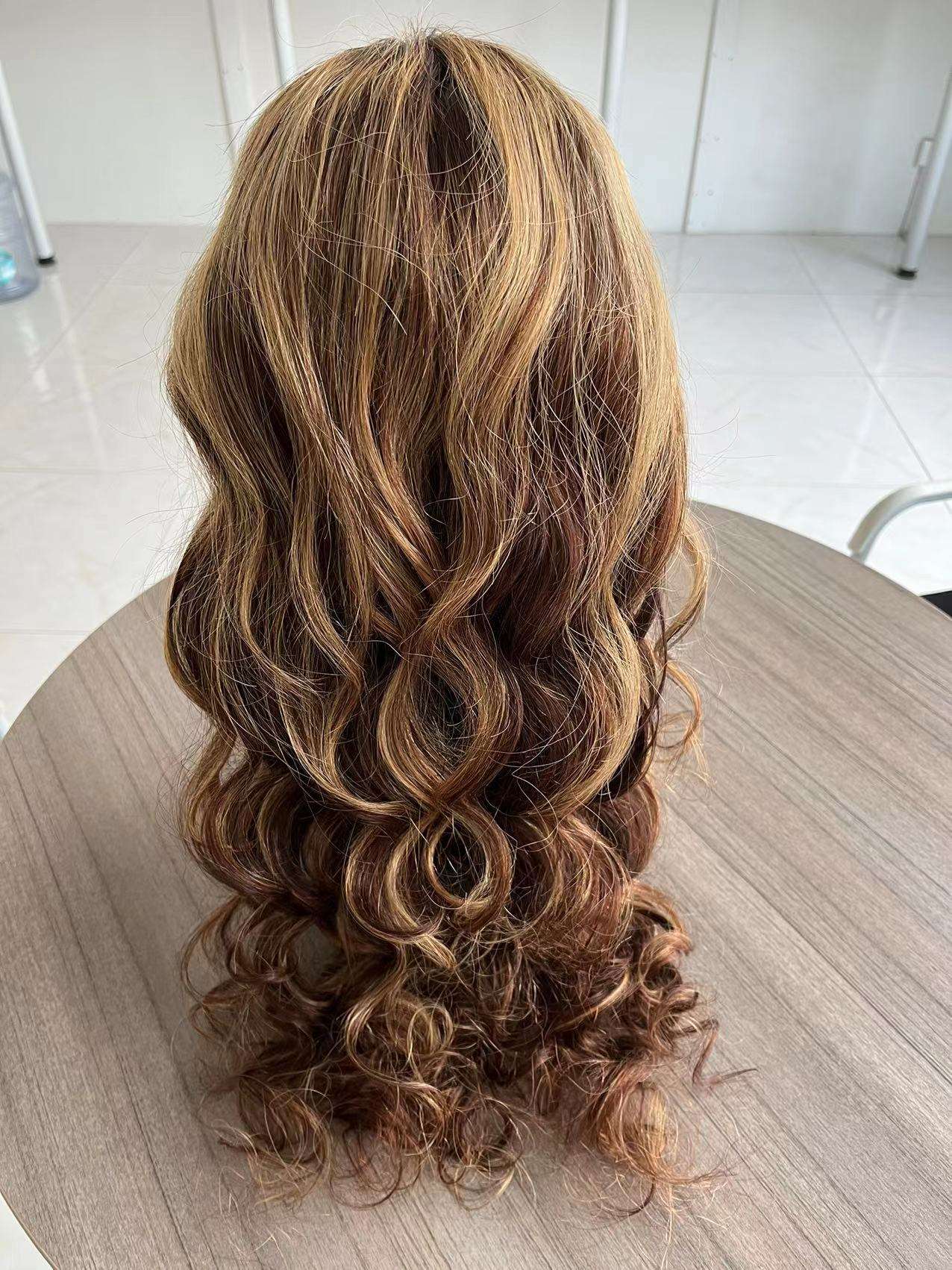 Blonde balayage couleur