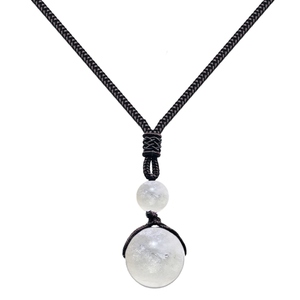 Cotigo Collana Minimalista di Lusso con Ciondolo a Sfera Bianca da 14mm in Acciaio Inossidabile e Catena con Perline di Pietra Naturale - Product Image 1