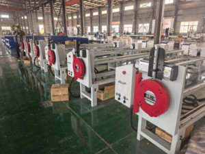 เครื่องตัด/เลเซอร์ไฟเบอร์แบบตั้งโต๊ะพกพา 1000-3000W สำหรับท่อ/เหล็กสี่เหลี่ยมขนาด 15-114 มม. และท่อเหล็กสี่เหลี่ยมผืนผ้าขนาด 15-120 มม. ระบบ Cypcut - Product Image 3