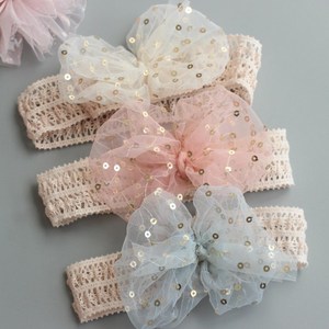 Serre-tête bébé en tulle brillant avec couronne, dentelle, strass, oreilles de lapin, motif floral, turban, sequins, nœud en maille, accessoires capillaires souples et élastiques - Product Image 2