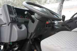 Hot Sale <strong>Isuzu</strong> <strong>Elf</strong> Box Van <strong>Truck</strong> and Cargo <strong>Truck</strong> Cheap <strong>Price</strong> - Product Image 3