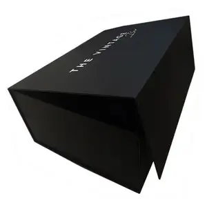 环保标志设计师纸板包装磁扣定制黑鞋可折叠磁性纸礼品盒带标志