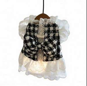 Elegante Abito per Cani in Pizzo Bianco e Nero, Vestito Protettivo Estivo a Quadri, Outfit Moderno di Lusso Primaverile per <span class=keywords><strong>Cuccioli</strong></span> di <span class=keywords><strong>Piccola</strong></span> Taglia - Product Image 1