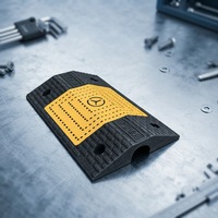Protecteur de câble en caoutchouc robuste 50*300*70mm pour rampes en béton, poids 14kg, ralentisseur de vitesse portable fixe 1-5mph