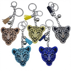Cartoon Leopard Head Crystal Keychain Animal Rhinestone Car Pendant Fashion Tassel Bag Pendant Gift Car Key Chain Bag Charm