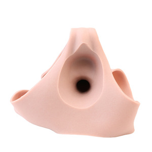 Jouet sexuel réaliste en silicone à l'envers creux adulte travesti décoratif faux pénis avec triangle pantalon en cuir doux portable - Product Image 1