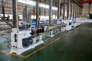 PVC ống máy làm nhự<span class=keywords><strong>a</strong></span> đùn PVC nằm phẳng ống dây chuyền sản xuất với giá rẻ giá tốt - Product Image 3