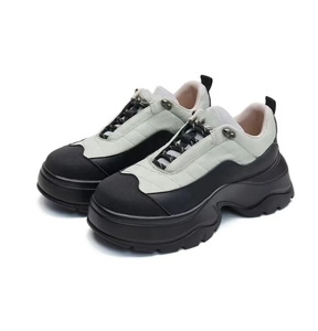 2024 printemps nouveaux hommes chaussures de sport grande taille semelles épaisses respirant blanc <span class=keywords><strong>planche</strong></span> à <span class=keywords><strong>pain</strong></span> plate-forme chaussures de marche doux pour hommes femmes - Product Image 3