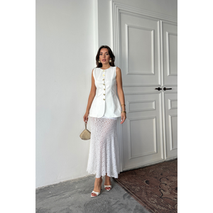 Chaleco de Lino Jacquard con Cintura Ajustada y Botones Dorados - Traje Exterior Blanco con Decoración de Logotipo Vintage, Tejido de Algodón - Product Image 6