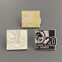 Fournisseur d'épingles en gros, pas de badge minimum, chat anime mignon, conception en vrac de votre propre logo, épinglettes en métal, épingles en émail dur et souple personnalisées