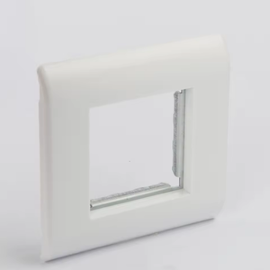 Plaque frontale Enyoo/OEM type <span class=keywords><strong>France</strong></span> EYFP-FR03 pour tailles 45x45/45x22.5 et 80x80mm pour applications réseau/téléphonie/télévision - Product Image 1