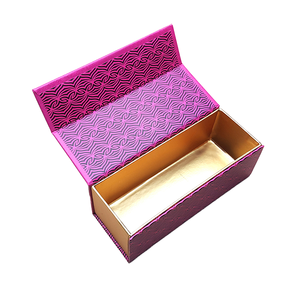 กล่องของขวัญเค<span class=keywords><strong>ร</strong></span>ื่องสำอางแม่เหล็กสุดหรู |   กล่องเ<span class=keywords><strong>ค</strong></span><span class=keywords><strong>ร</strong></span>ื่องสำอางก<span class=keywords><strong>ร</strong></span>ะดาษแข็ง<span class=keywords><strong>ร</strong></span>ับ<span class=keywords><strong>ร</strong></span>องมาตรฐาน FSC |   <span class=keywords><strong>ช</strong></span>ุดบ<span class=keywords><strong>ร</strong></span><span class=keywords><strong>ร</strong></span>จุภัณฑ์ความงามพร้อมโลโก้ฟอยล์แบบกำหนดเอง - Product Image 1