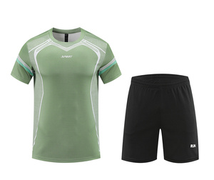 Ensemble 2 pièces de maillot de sport en polyester à séchage rapide, personnalisable, pour la course et l'entraînement (vente en gros) - Product Image 1