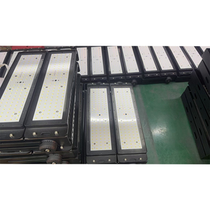 ไฟสปอร์ตไลท์ LED สำหรับ<span class=keywords><strong>สนาม</strong></span>แพเดิล 200W ระดับมืออาชีพ สำหรับ<span class=keywords><strong>สนาม</strong></span><span class=keywords><strong>เทนนิส</strong></span>และสนามกีฬาแพเดิล ไฟสปอร์ตไลท์ LED กันน้ำ - Product Image 5