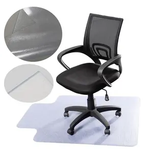 Alfombra de oficina Protección contra el desgaste con alfombrillas de silla de material de PVC transparente con clavos