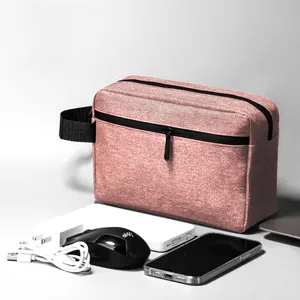 नवीनतम फैशन ट्रेंड लाइटवेट गुलाबी कॉस्मेटिक बैग वॉश टॉयलेटरी बैग छात्र लड़कियों के लिए यात्रा कस्टम लोगो