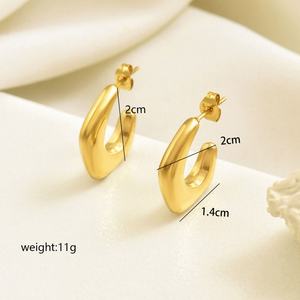 Nouvelle tendance de la mode Boucles d'oreilles vintage en acier inoxydable pour un usage quotidien Bijoux pour femmes Boucles d'oreilles géométriques irrégulières en forme de C - Product Image 2