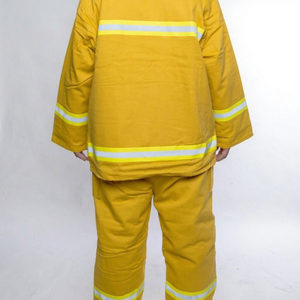 <span class=keywords><strong>Traje</strong></span> <span class=keywords><strong>de</strong></span> <span class=keywords><strong>Bombero</strong></span> <span class=keywords><strong>Amarillo</strong></span> Ignífugo y Antiestático con Tiras Reflectantes para la Lucha Contra Incendios Industriales y Rescate Forestal CN - Product Image 4