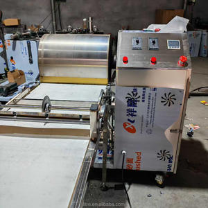 Máquina Automática <span class=keywords><strong>de</strong></span> Alta Capacidad para Hacer Pasteles <span class=keywords><strong>de</strong></span> Mille Crepe, Máquina para Hacer Capas <span class=keywords><strong>de</strong></span> <span class=keywords><strong>Huevo</strong></span> con Forma y Tamaño Personalizados para Uso Industrial - Product Image 1