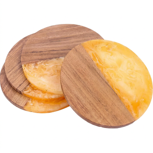 Sous-verres carrés modernes faits à la main en résine et bois, diamètre 35 mm, tapis de boisson haut de gamme pour la décoration intérieure et la protection de table - Product Image 1