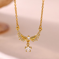 Collier en acier inoxydable Goutte d'eau Ailes d'ange pour femme, micro-incrusté de zircon, design de niche, luxe léger, tendance, pour soirée, ras du cou