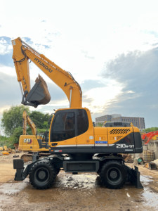 รถขุดตีนตะขาบมือสอง Hyundai รุ่น 210w-9s 210-9 210 220lc-9s 220  งานหนัก คุณภาพดี ราคาพิเศษจากจีน - Product Image 2