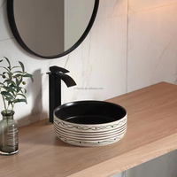 Ensemble de salle de bain suspendu au mur, toilettes et lavabo d'art du marché européen