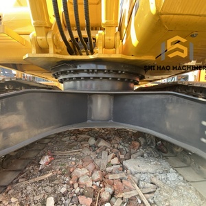 Excavatrice d'occasion KOMATSU PC160 puissante de 16 tonnes, fiable pour les travaux d'excavation et les grands projets de construction - Product Image 5