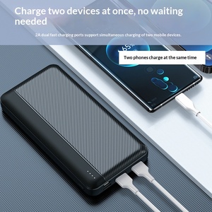 <span class=keywords><strong>Power</strong></span> Bank 10000mAh con Ricarica Rapida QC2.0 10W, Batteria Li-Polymer Ultra Sottile e Portatile di Alta Qualità - Product Image 5