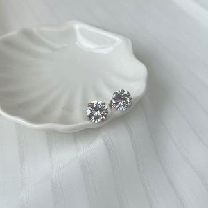Pendientes Dylam Hipoalergénicos de Plata de Ley 925 con Baño de Rodio y Oro de 18K, con Circonita Cúbica 5A - Product Image 5