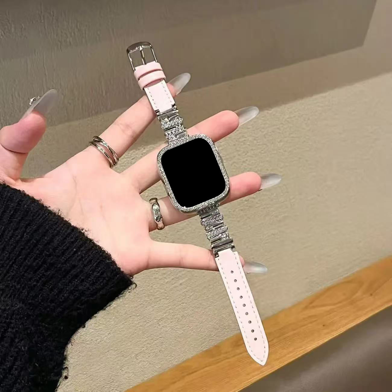 Irregular [Silver and Pink Trim]