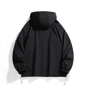 Veste homme 2025 printemps-automne nouvelle collection tendance coupe ample style utilitaire coupe-vent imperméable à capuche pour l'alpinisme – Vente flash - Product Image 4